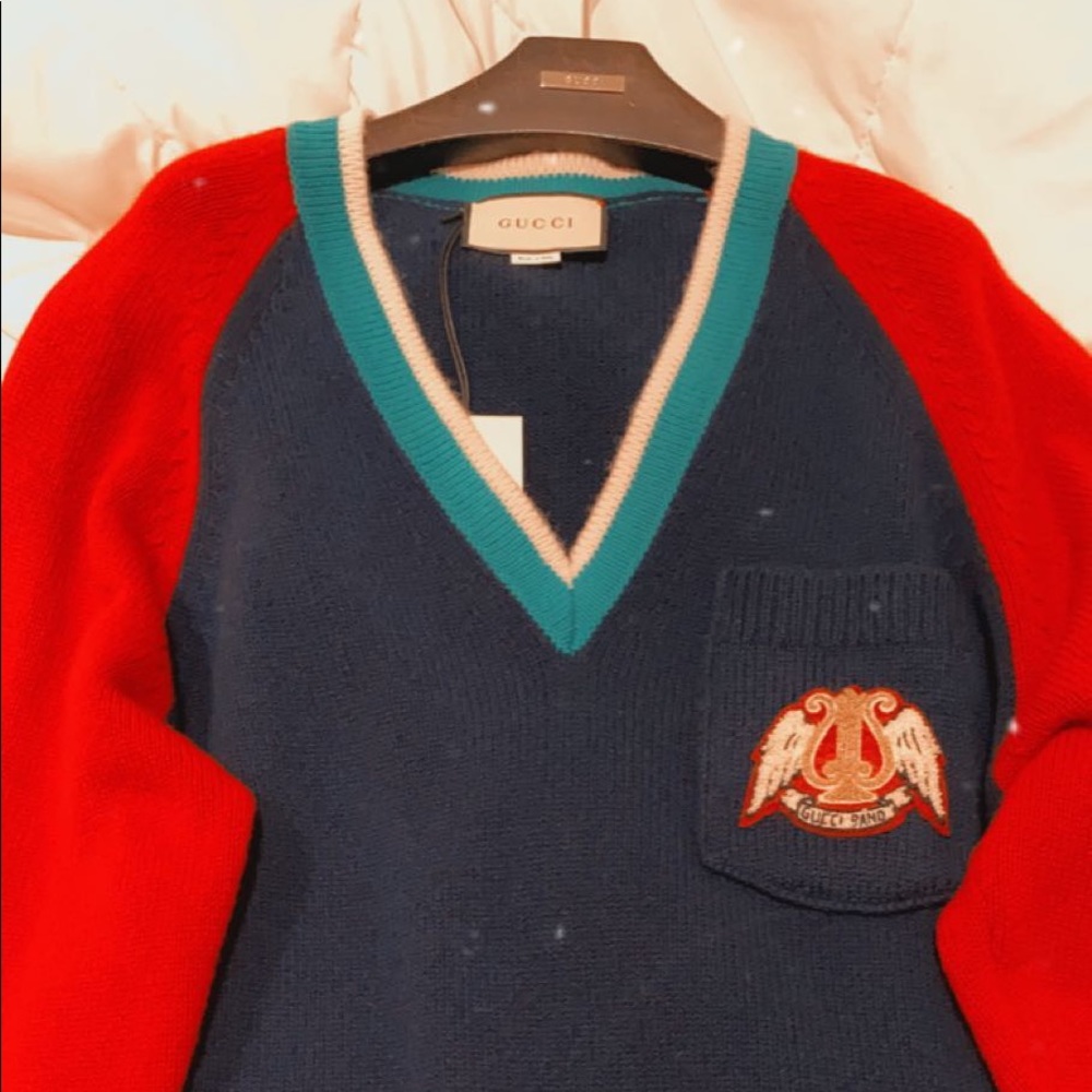 Men’s Gucci sweater